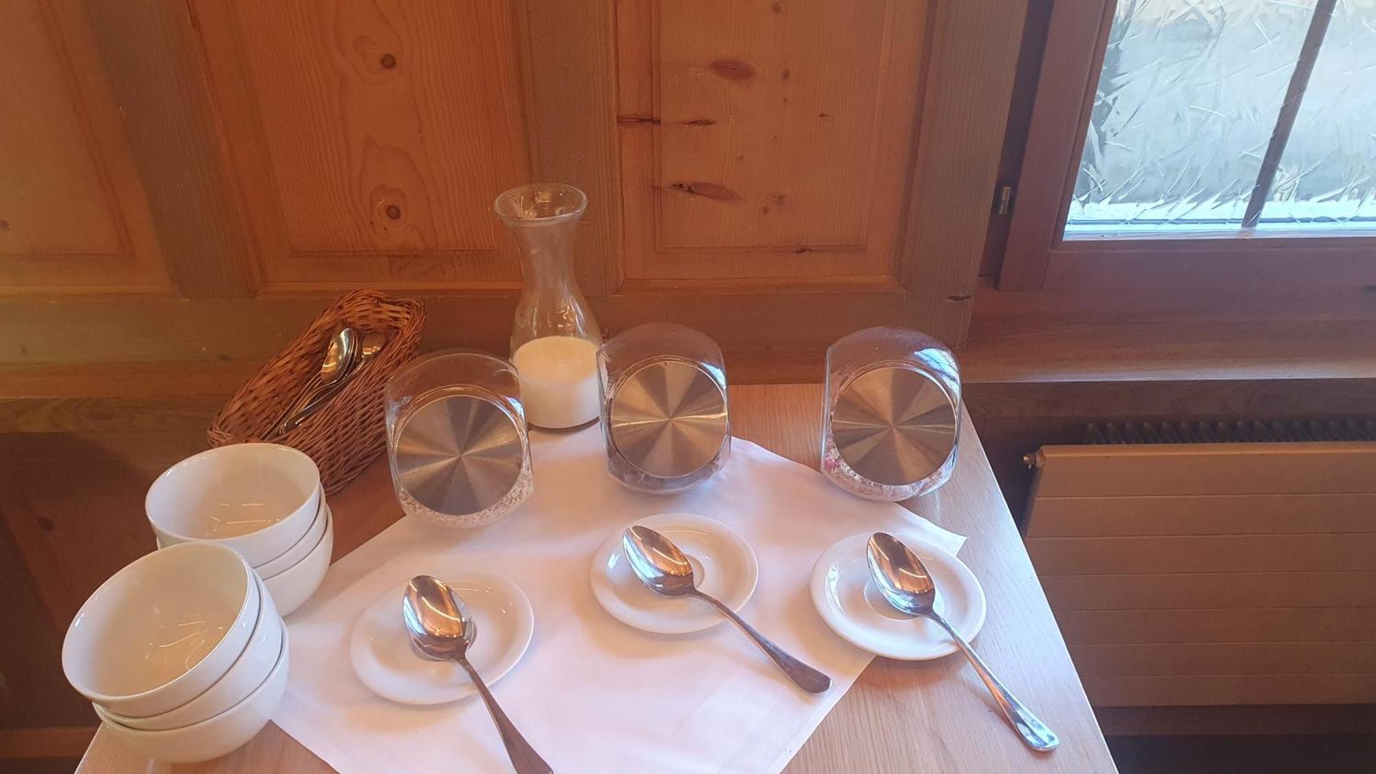 Gasthof Hirschen In Wilderswil Buitenkant foto