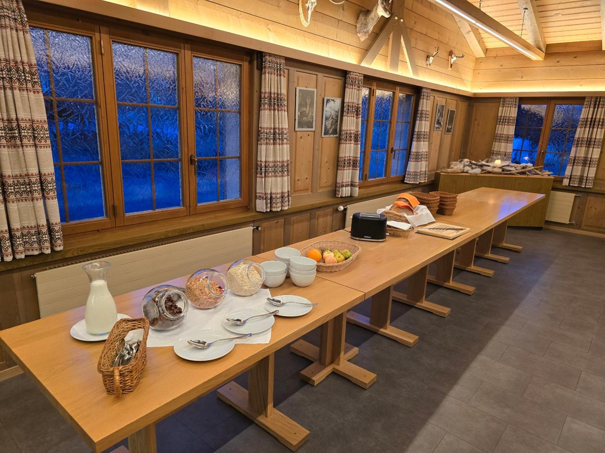 Gasthof Hirschen In Wilderswil Buitenkant foto