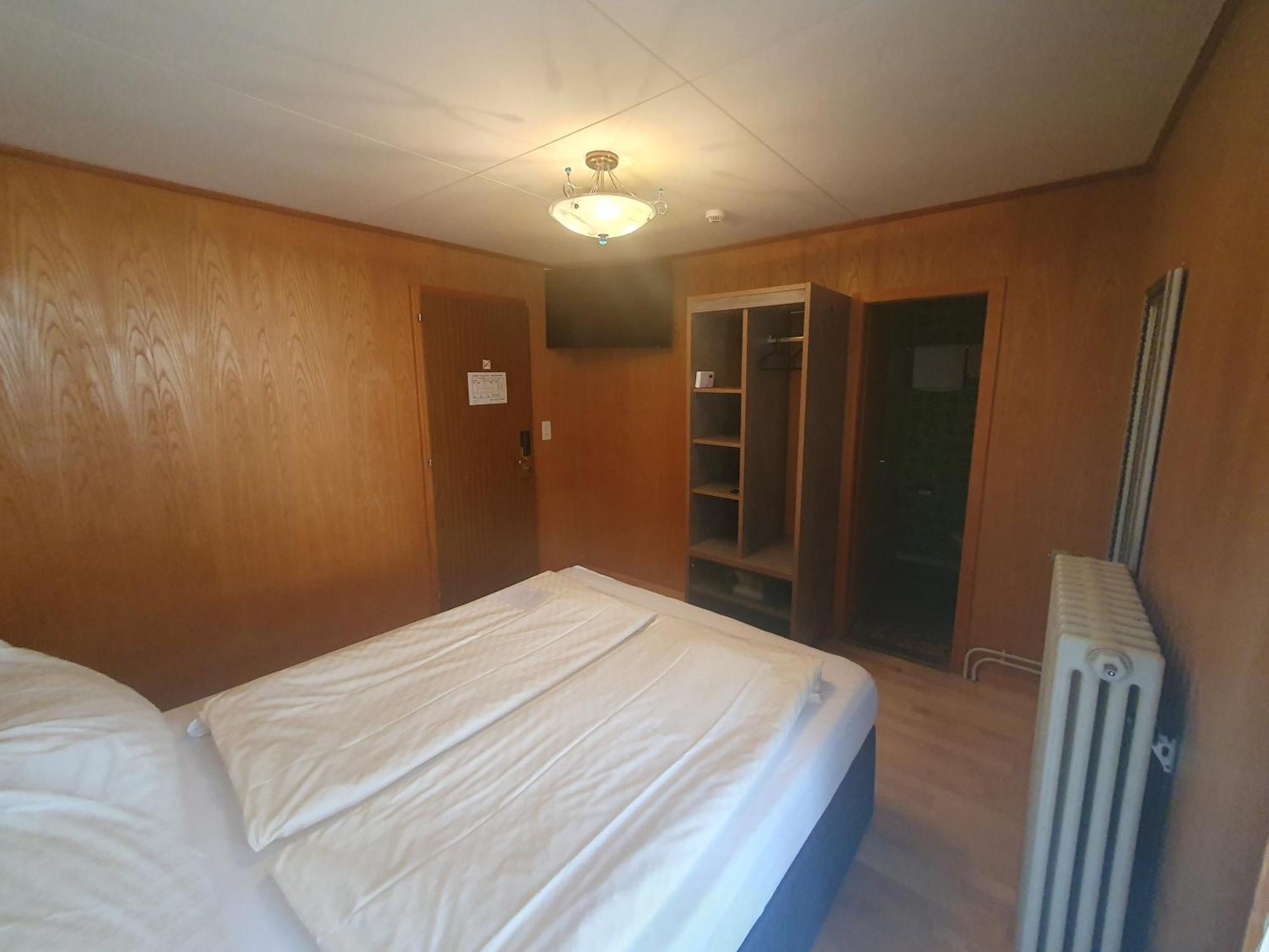 Gasthof Hirschen In Wilderswil Kamer foto